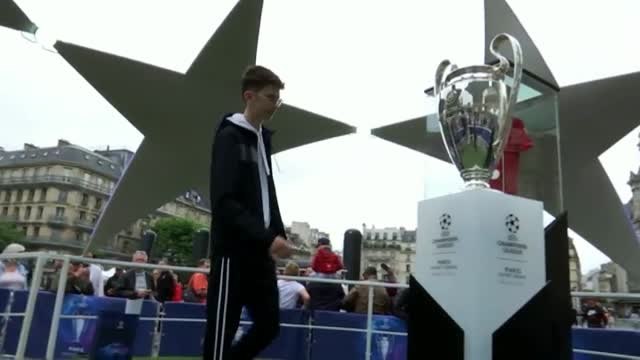 París ya luce engalanada para la final de Champions