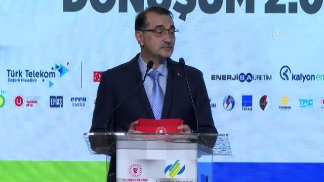 Bakan Dönmez: Petrol ve doğal gazda artan talep ve de yükselen fiyatlar, maliyetler üzerinde yukarı yönlü bir baskı oluşturuyor