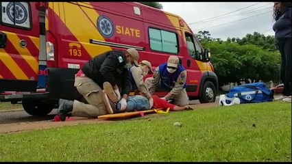 Skatista fica ferido ao sofrer queda no Santa Cruz