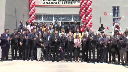 Berrin Topçuoğlu Anadolu Lisesi düzenlenen törenle eğitime açıldı