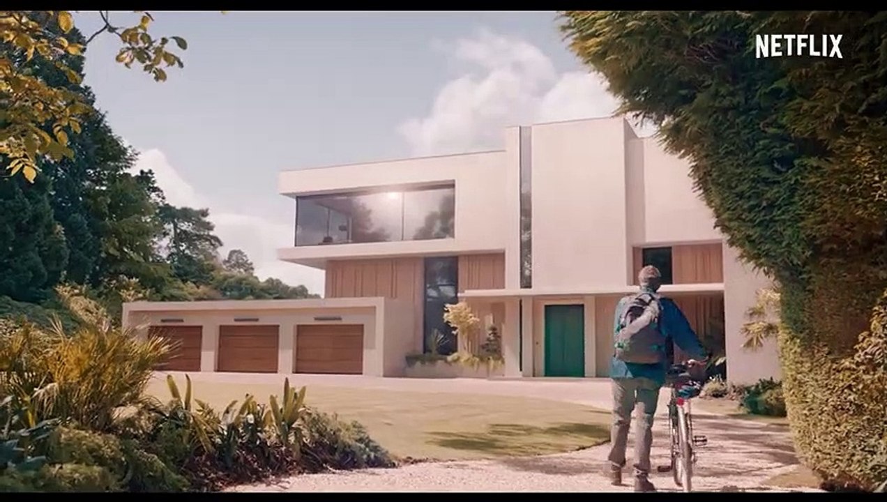 SEUL FACE À L'ABEILLE Bande Annonce VF (2022)