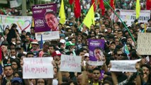 Colombianos eligen presidente en comicios que podrían implicar giro a la izquierda