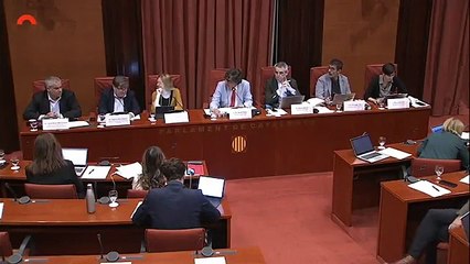 El director de TV3 pide "perdón " por hablar en castellano... tras leer una nota de la nueva presidenta de la CCMA