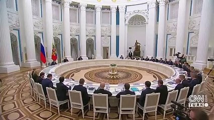 Zelenskiy'den Rusya'nın Donbas saldırılarına eleştiri