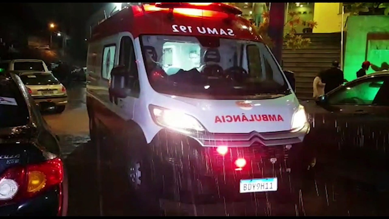 Mulher fica desacordada em pizzaria no Centro de Cascavel
