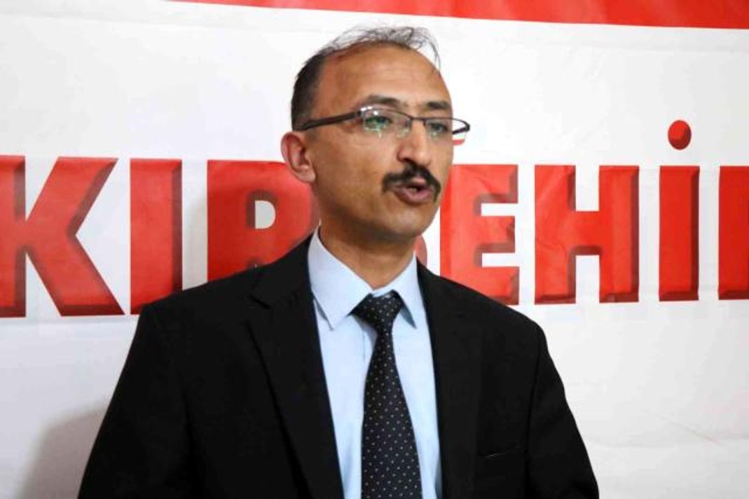 Milli Yol Partisi GİK Üyesi Göçmen: "Türkiye ne zaman bir adım ileri yürüse içerideki hainler ve dışarıdaki güçler tarafından geri itiliyor"