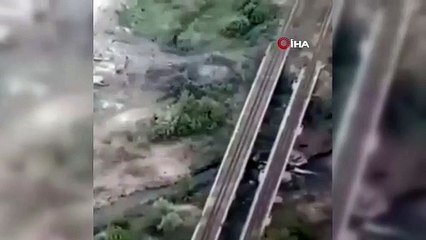 Ukrayna, Rus ordusunu engellemek için bir köprüyü daha havaya uçurdu