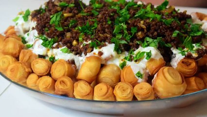 HAZIR YUFKA İLE KOLAY MANTI TARİFİ ŞİŞ MANTISı  Yalancı Mantı Tarifi