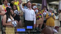 Législatives: le sosie de Jean-Michel Blanquer tracte pour le candidat NUPES à Montargis