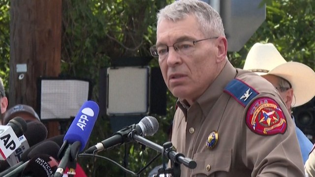 «C'était une mauvaise décision» : la police admet son erreur lors de l'intervention dans la fusillade d'Uvalde