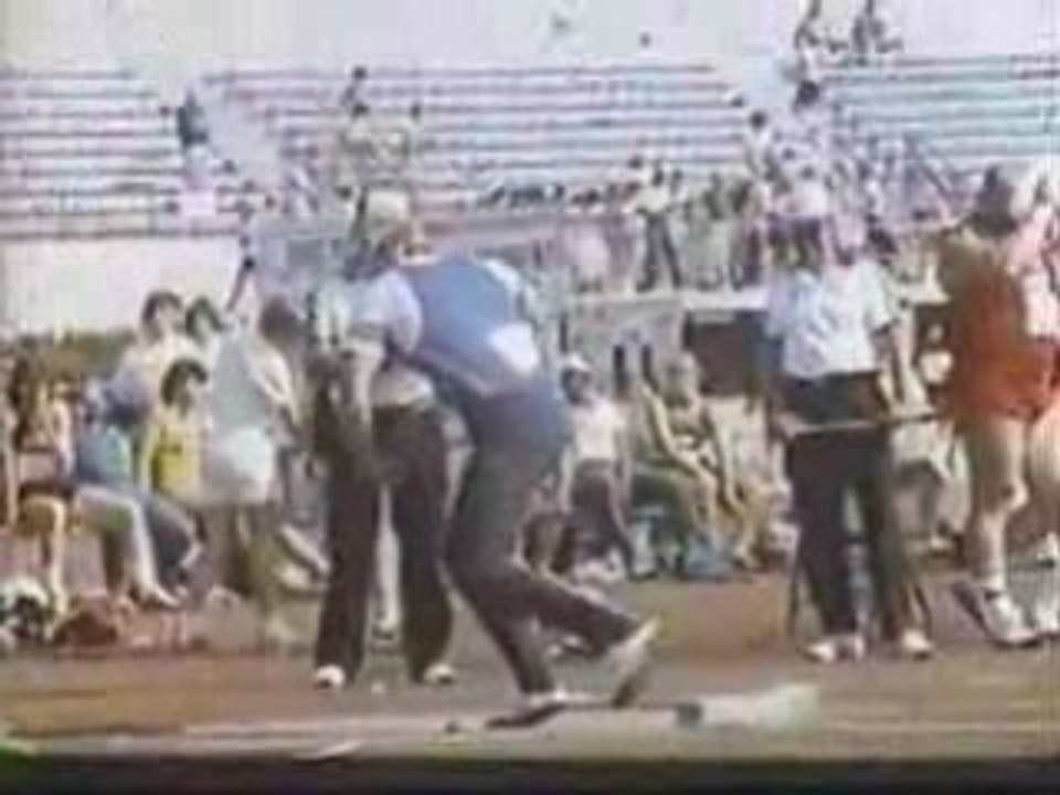 Athlé montage lancers disque poids marteau javelot