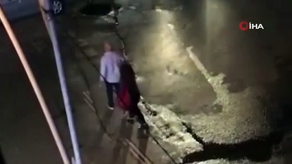 Sokak ortasında kadını tokatladı, çevredekiler film izler gibi izledi