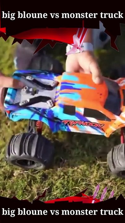 Big Balloon Ke Andar Banaya Maut Ka Kuan  | Crazy Experiments #shorts #mrindianhacker #gadgets