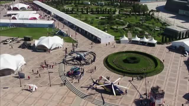 Cumhurbaşkanı Erdoğan, Türk Yıldızları ve Solo Türk ekibinin akrobasi gösterisini izledi (3)