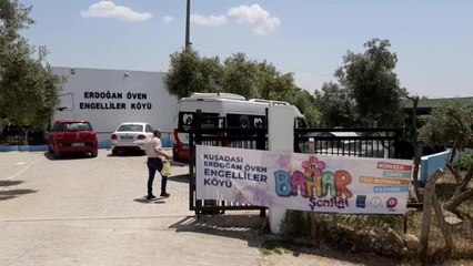 Kuşadası'nda 11. Geleneksel Engelliler Bahar Şenliği Yapıldı