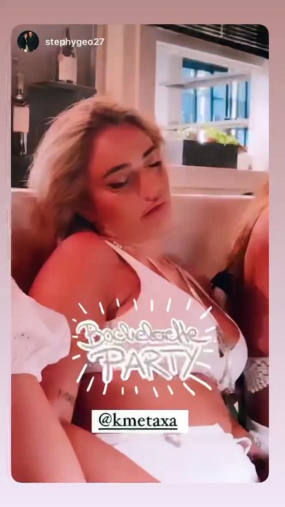 Bachelor party πριν τον γάμο για την Κόνι Μεταξά