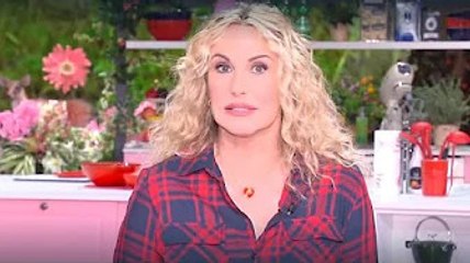 È sempre mezzogiorno, Antonella Clerici fa un appello ai telespettatori: "Fatelo se ne avete la poss