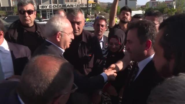 Kılıçdaroğlu: Herkesin İnancına, Kimliğine ve Yaşam Tarzına Saygı Duymamız Lazım. Kişinin Yaşam Tarzı, Kişinin İnancı ve Kişinin Kimliği...