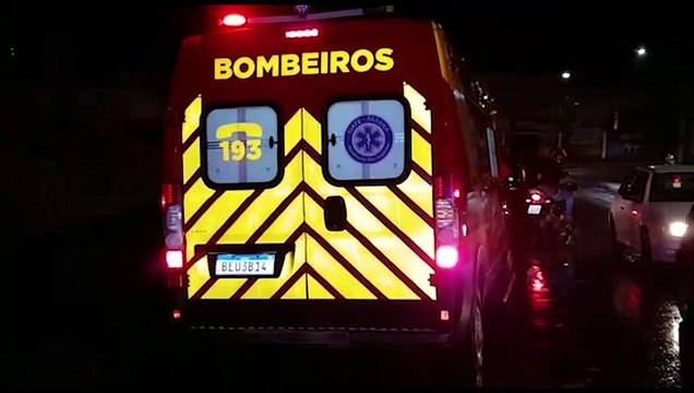 Motociclista fica ferido em acidente na Avenida Rocha Pombo