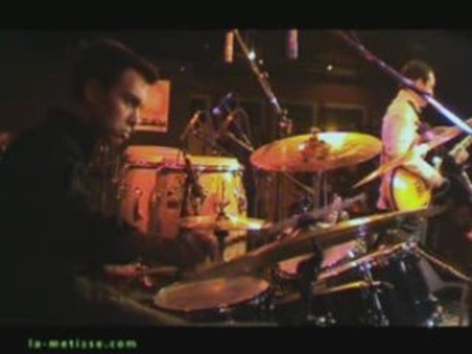 YASMINE KYD /YAZ PROJECT