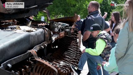 Ukrayna ordusu, ele geçirdiği Rusya'ya ait askeri teçhizatın kalıntılarını Kiev'de sergiliyor