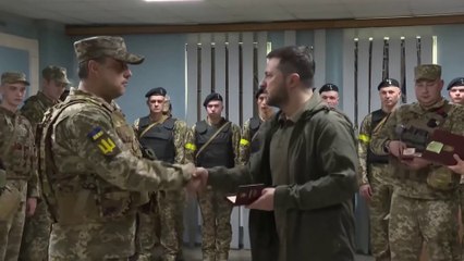 صور أول زيارة للرئيس الأوكراني خارج كييف منذ بدء الحرب