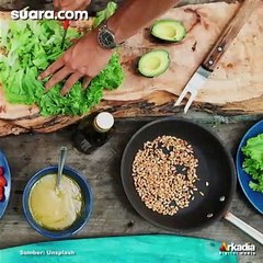 Viral Curhat Nyesek Anak yang Heran Mamanya Mendadak Masak Banyak