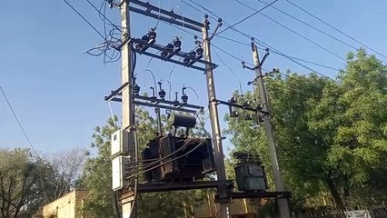 फ्री में बिजली देने के बाद भी डिस्कॉम को लगा रहे चूना...