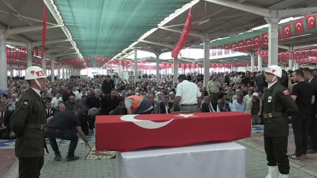 Konyalı şehit Piyade Uzman Çavuş Hasan Çatal, son yolculuğuna uğurlandı