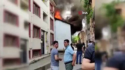 Bursa’da mutfakta çıkan yangın evi kullanılamaz hale getirdi