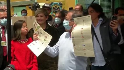 Colombia afronta en las urnas el reto del cambio tras una campaña polarizada
