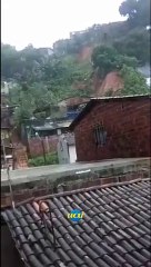 Chuvas em Pernambuco: mortes sobem para 35, e Bolsonaro promete ajuda