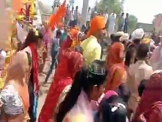 कलश यात्रा के साथ विष्णु महायज्ञ शुरू