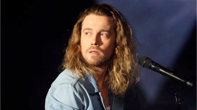 VOICI : Julien Doré annonce le décès de sa mère dans un message déchirant