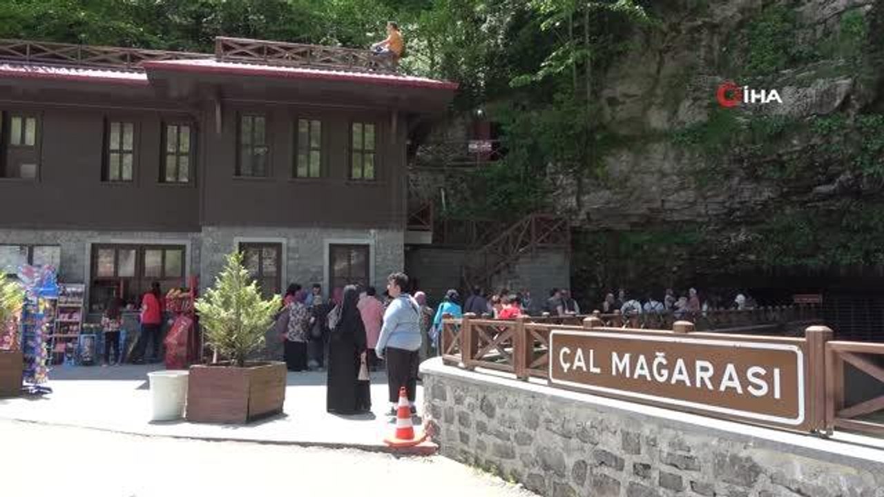 Çal Mağarası'na Arap turistlerden yoğun ilgi