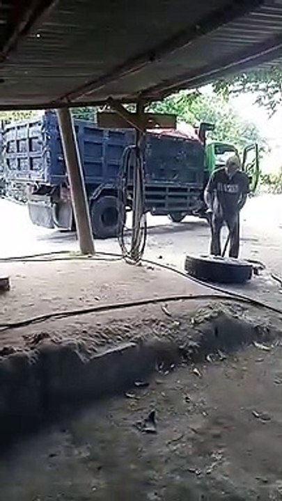 TAMBAL BAN KOCAK