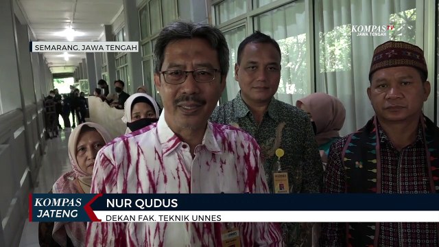 Mahasiswa Unnes Buat Batik Cap Limbah Mangrove Sepanjang 328 Meter