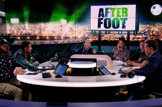 À Saint-Étienne, on est dans de la sauvagerie : Daniel Riolo condamne l'envahissement de terrain des supporters de l'ASSE