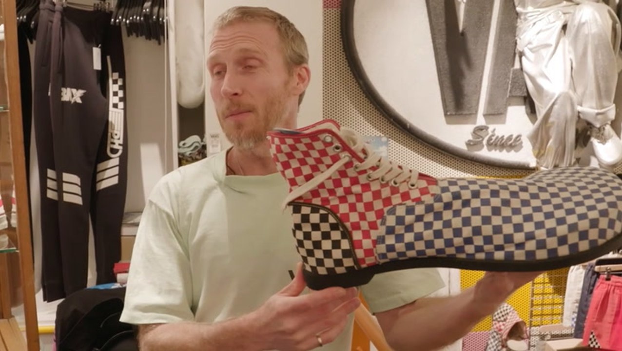 I Have The World's Biggest Vans Collection HOOKED ON THE LOOK video