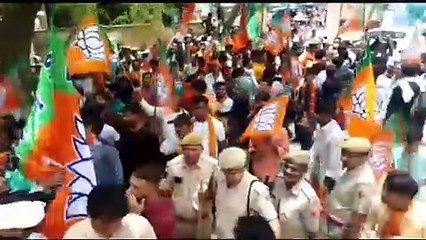 कांग्रेस सरकार के खिलाफ भाजयुमो ने टोंक कलक्ट्रेट पर किया प्रर्दशन