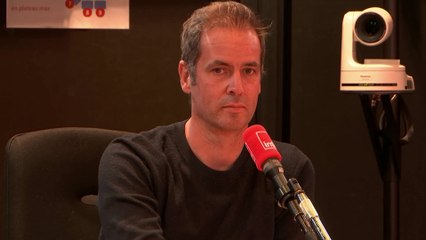 Les humoristes tombent dans l'alcool - Tanguy Pastureau maltraite l'info