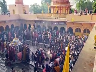 जिले में बही श्रद्धा व दान, पुण्य की  बयार