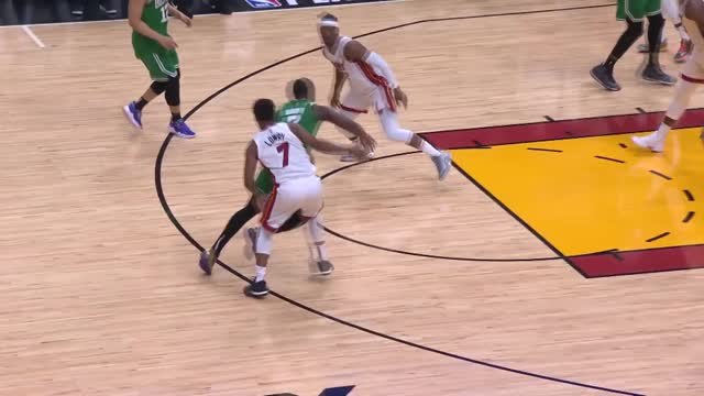 Brown goes coast to coast with driving layup