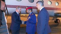 15 yıl sonra ilk: Millî Savunma Bakanı Akar, Birleşik Arap Emirlikleri'nde