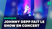 Johnny Depp fait le show au Royaume-Uni en attendant le verdict de son procès