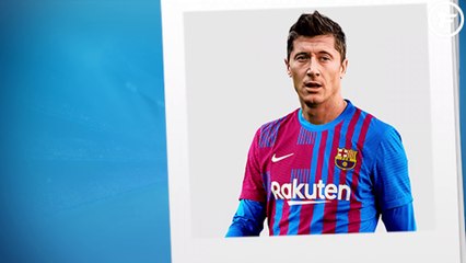 Скачать видео: OFFICIEL : Le FC Barcelone met la main sur Robert Lewandowski !