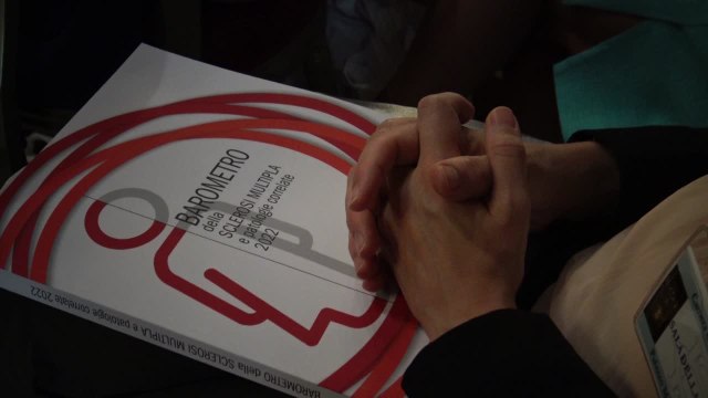 Sclerosi multipla, Bandiera (Aism): Due pazienti su 3 non fanno riabilitazione