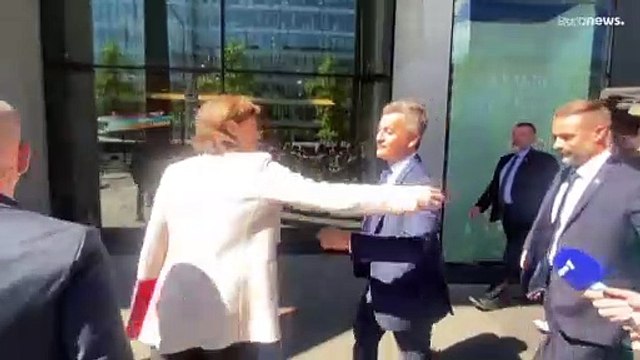 Скандал в финале ЛЧ: власти Франции винят мошенников и британских болельщиков