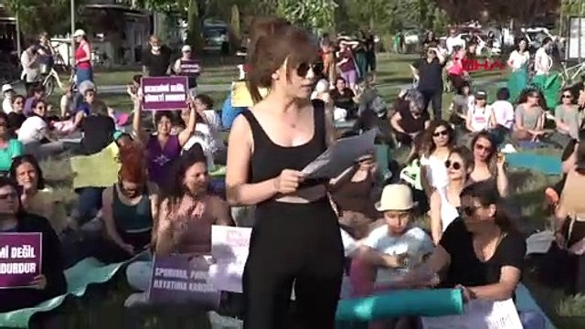 Kadınlar yoga yasağını protesto etti! Tüm parklar bizim