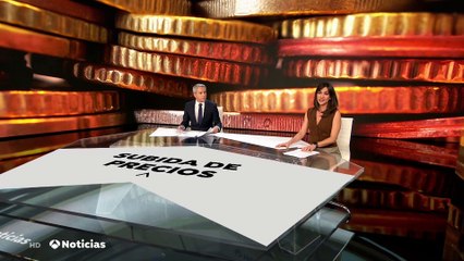 ESTHER VAQUERO, MUY GUAPA